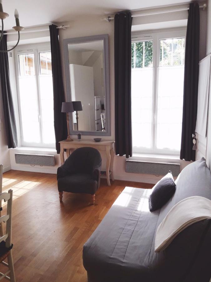 Le Petit Mansart Apartment Versailles Exterior photo