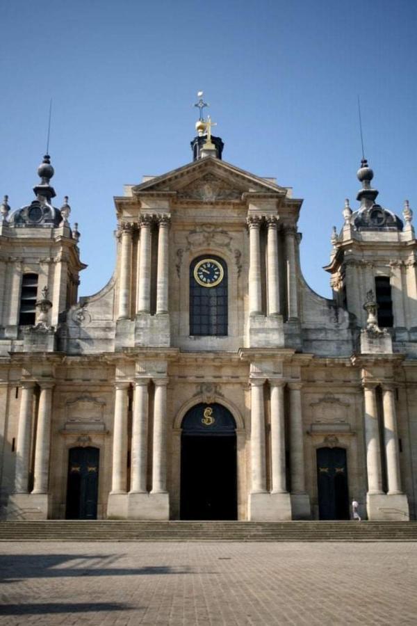 Le Petit Mansart Apartment Versailles Exterior photo