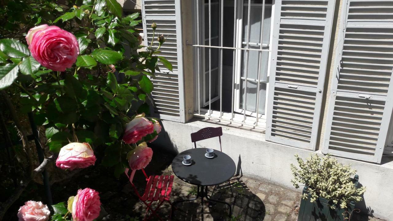 Le Petit Mansart Apartment Versailles Exterior photo